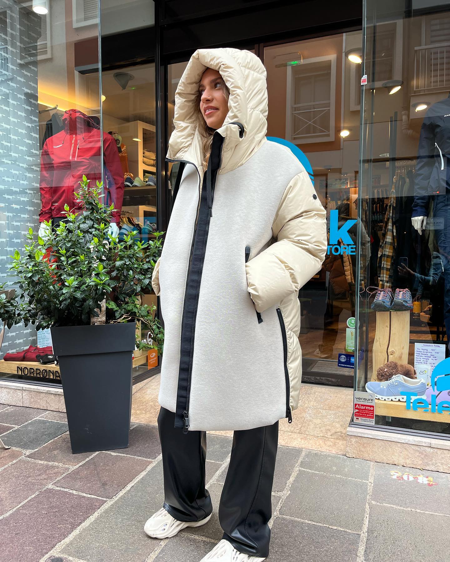 Retrouvez la collection @goldbergh chez @teleferikstore ! Des pièces magnifiques à découvrir pour cet hiver !
Sublime collection